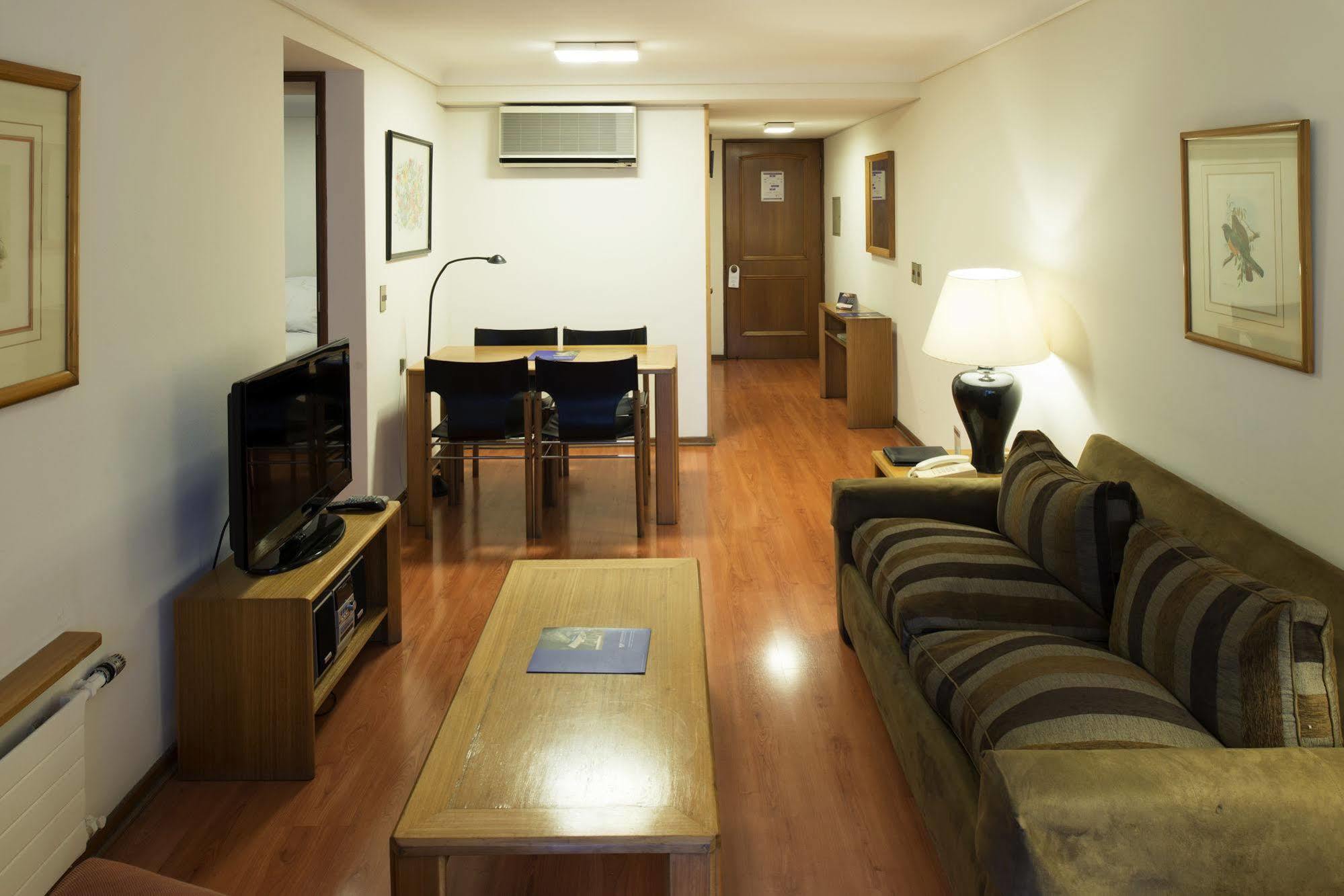 Presidente Edificio Santiago Aparthotel Buitenkant foto