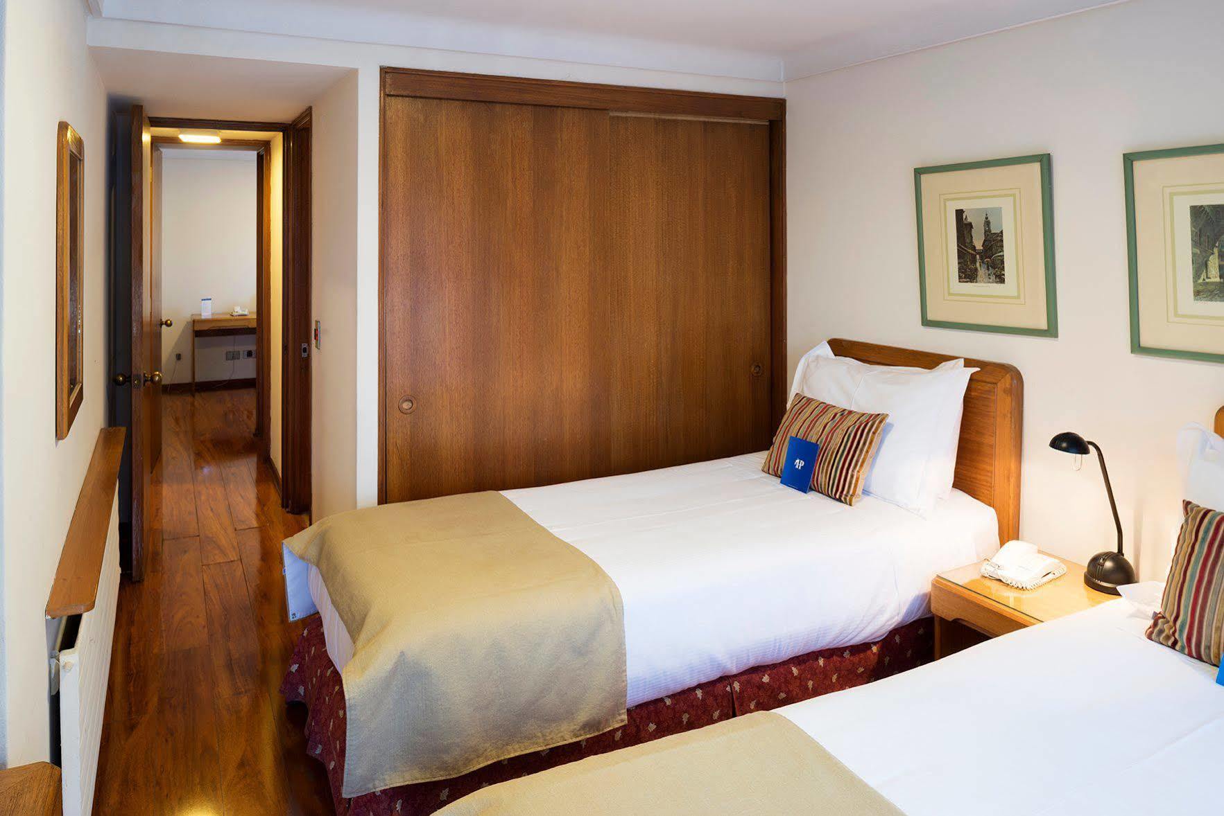 Presidente Edificio Santiago Aparthotel Buitenkant foto