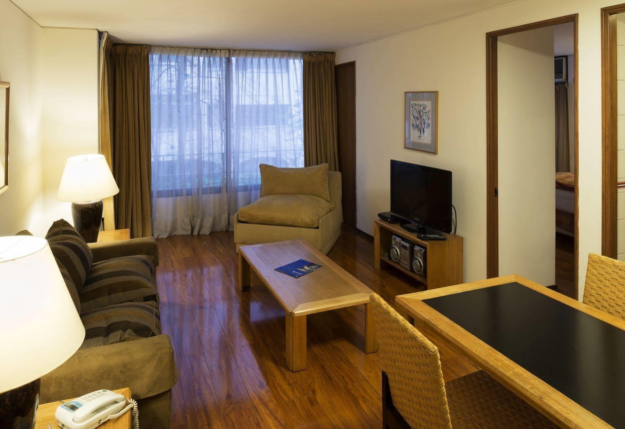 Presidente Edificio Santiago Aparthotel Buitenkant foto